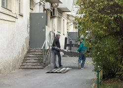 Атака беспилотников на Новороссийск: как восстанавливают пострадавшие дома