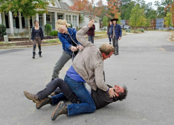 Сначала ударю, потом разберусь: новороссийца избили за разговор по телефону 