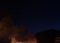 Около полутора часов боролись с пожаром в Новороссийске