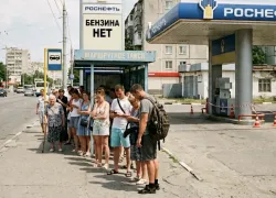Бензина нет: новороссийским водителям предложили пересесть на маршрутки 