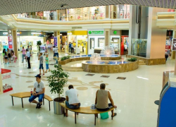 Новороссийцы получают по 35 тысяч в месяц, а на продуктах экономят