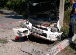 Участник горной гонки "Гизель-Дере 17" из Новороссийска врезался в столб