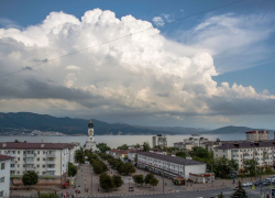 Погода в Новороссийске: на смену духоте приходит прохлада с дождем