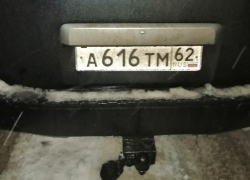 Неравнодушные военные помогли новороссийской семье откопать застрявшую в снегу машину