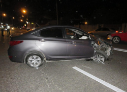 В разных концах Новороссийска автомобили бились в крошево и давили людей
