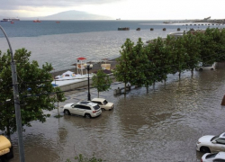 Смерчи, ливни, ураганы обрушатся снова на Новороссийск 