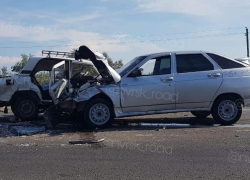 Со страшных смертей на дорогах началось дождливое утро  