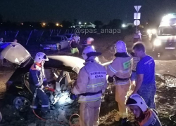 От машин ничего не осталось: смертельное ДТП у соседей Новороссийска 