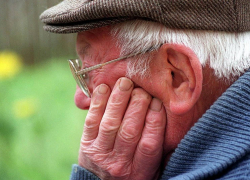 Мошенники украли у дедушки из Новороссийска 343 тысячи рублей