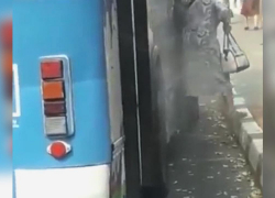 В Новороссийске загорелся троллейбус с пассажирами