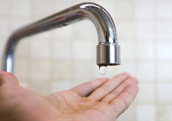 «Постоянно без воды»: жалоба новороссийца и разъяснение «Водоканала»