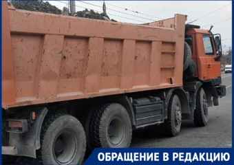 В Новороссийске водитель “Камаза” обматерил мальчика, который из-за него упал в канаву 