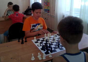 В теплой и дружной обстановке прошел шахматный турнир новороссийцев