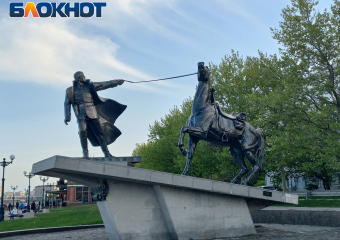 «Исход» в Новороссийске: почему не все местные любят этот памятник и при чём тут Высоцкий