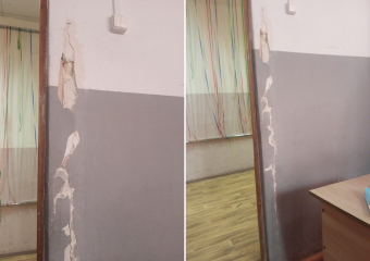 «Трещит по швам!» - новороссийцы возмущены посыпавшейся штукатуркой в школе 