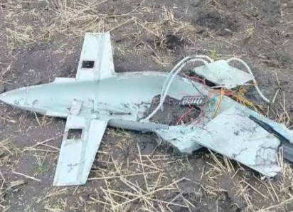 Атаки БПЛА на Краснодарский край: сирена в Новороссийска, обломки повредили и «подожгли» жилой дом у соседей