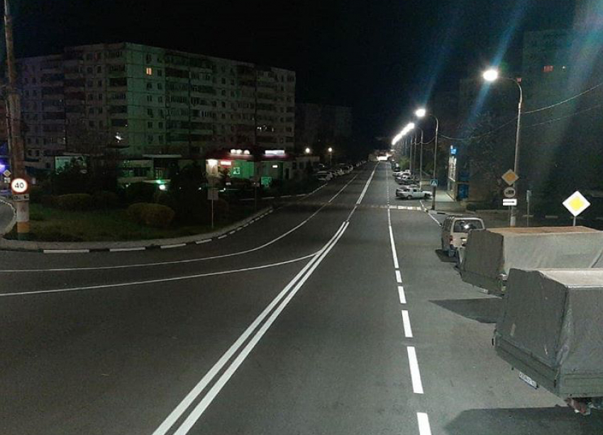 В Новороссийске обновляют дорожную разметку 