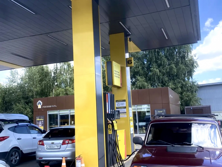  9 августа в Новороссийске работают 27 АЗС: топливо есть, но с ограничениями