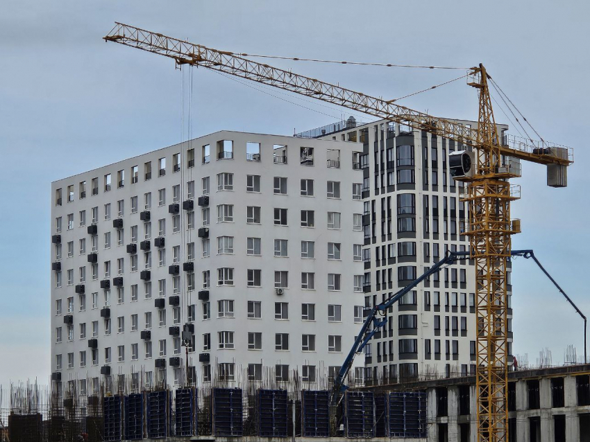 С 1 июля вступили в силу новые законы для водителей и владельцев недвижимости: что изменилось
