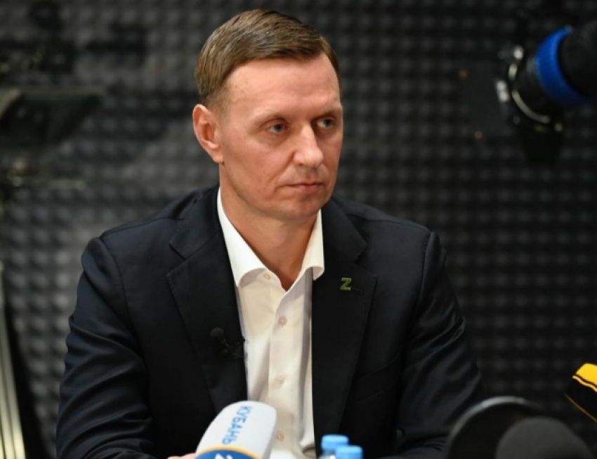 Глава Новороссийска рассказал, что будет с «Черноморским» и когда исчезнут большегрузы