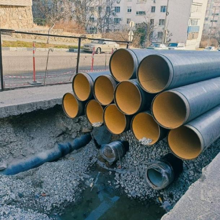 В Южном районе Новороссийска заменят трубы водоснабжения