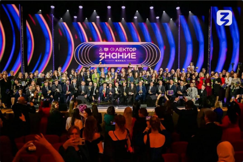 "Одна в большом городе": новороссийская школьница «дала жару» в Москве