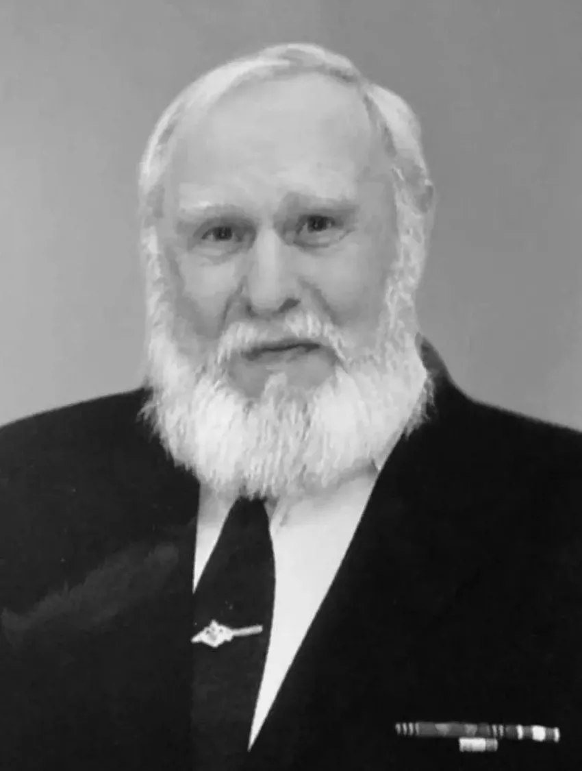 Новороссийцы прощаются с ветераном труда: ушел из жизни Мукусей Евгений Григорьевич