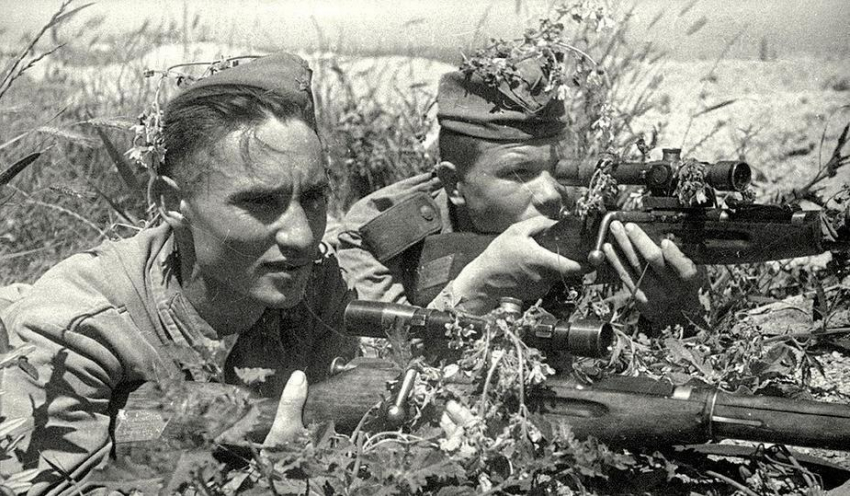 Новороссийск 75 лет назад: Малая земля - конвейер по выпуску снайперов