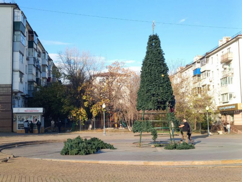 Новороссийцам пообещали сегодня начать выплаты на ремонт пострадавших от атаки квартир