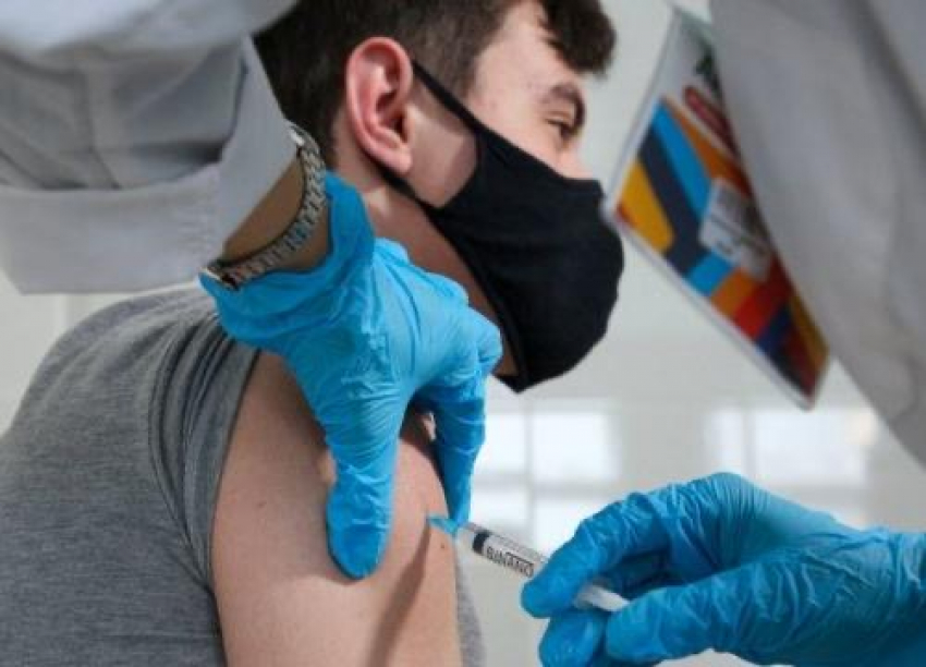 Туристов, отказавшихся от прививки, начнут штрафовать: новые правила отдыха на Кубани  