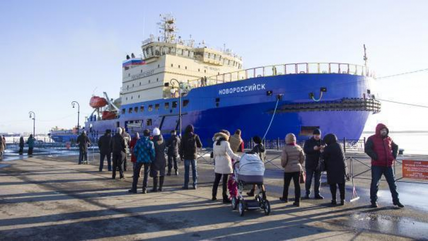 Ледокол «Новороссийск» вышел в Карское море на ледовые испытания
