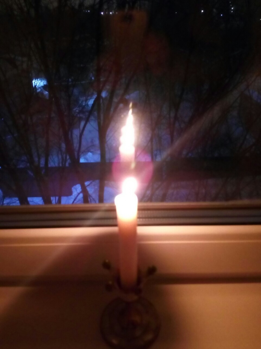 Новороссийцам рассказали, как безопасно принимать участие в акции «Свеча в окне"