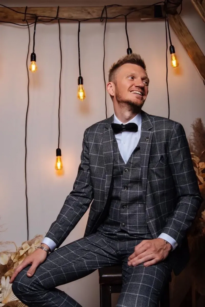 Талантливый и яркий ведущий Новороссийска Андрей Решетняк сегодня отмечает день рождения