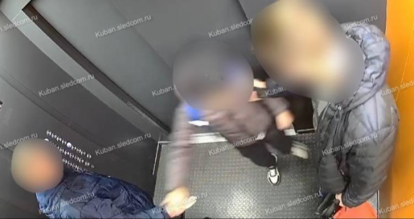 Новороссиец, толкнувший ребенка в лифте, принес извинения 
