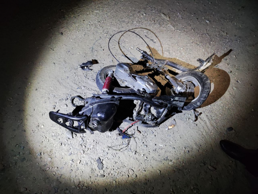 В страшном ДТП в Новороссийске погиб 16-летний водитель мопеда