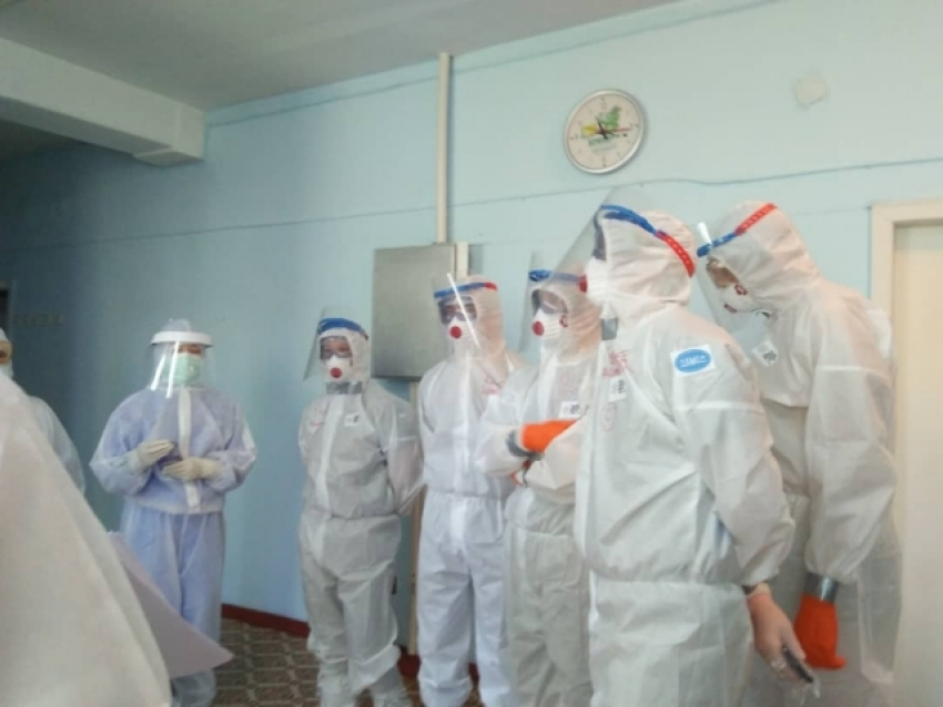 На Кубани обучили тысячи медработников для лечения больных коронавирусом