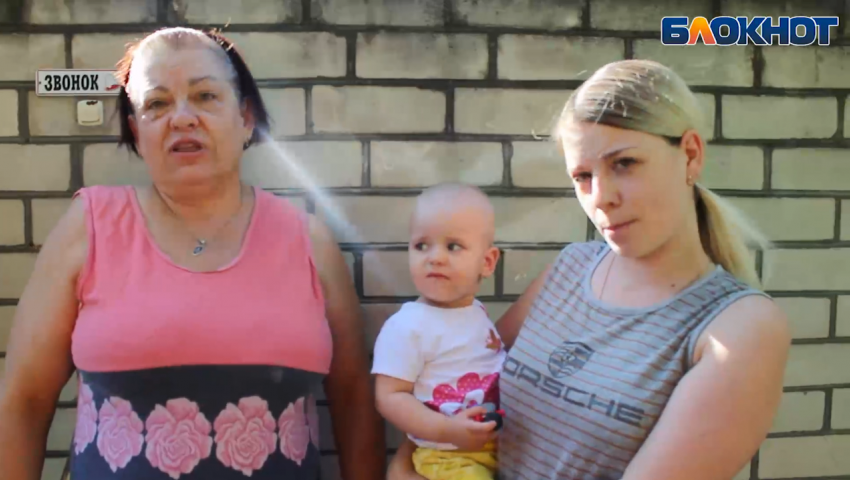 Две семьи живут без газа, горячей воды и отопления из-за незаконных действий соседки в Новороссийске