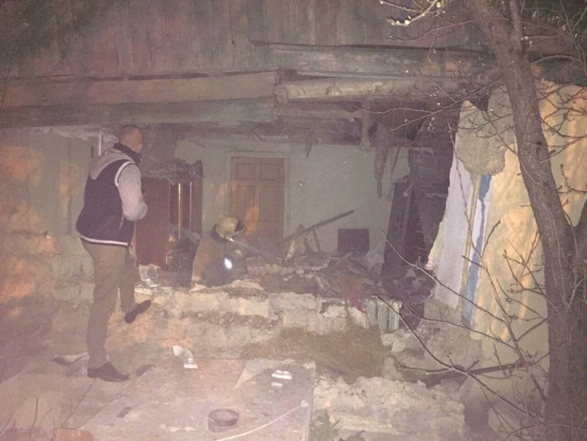 От взрыва бытового газа в Новороссийске развалился частный дом