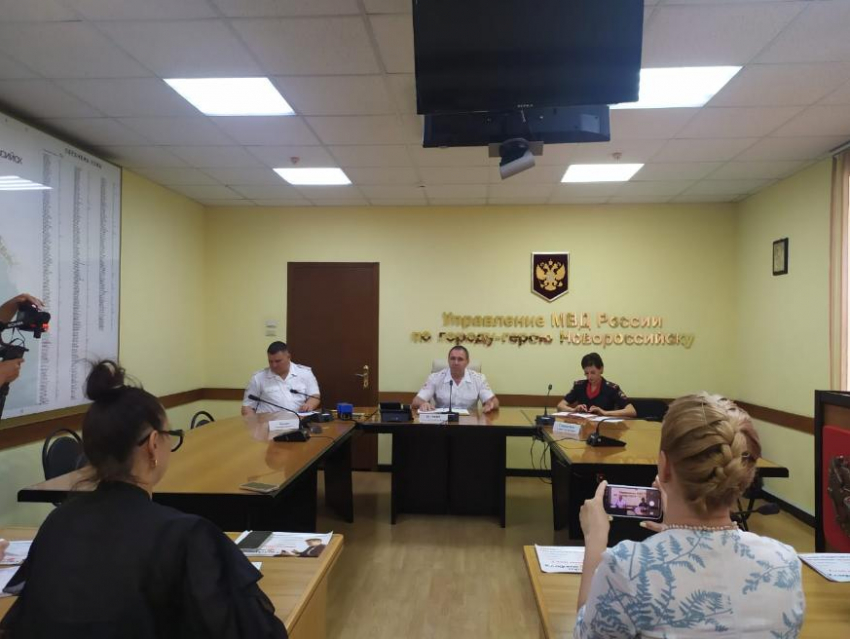 Новороссийцы устали от мошенников, но скоро всё изменится