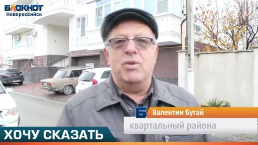 Жителей Новороссийска замучили зловонные стоки в ливневках