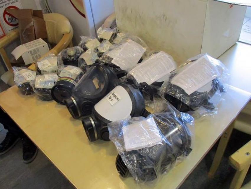 Таможенники Новороссийска пресекли контрабанду: иностранное судно пыталось вывезти оборудование для создании химического оружия