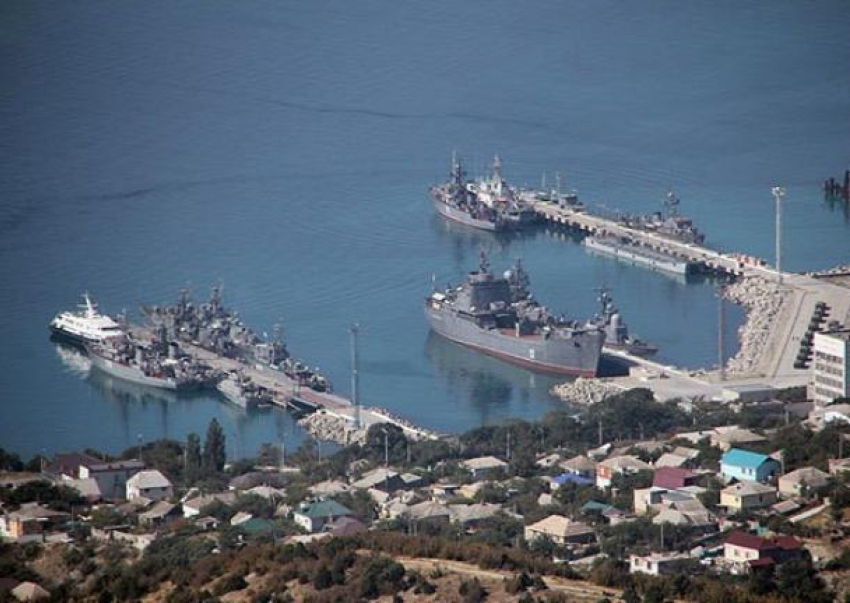 Поздравляем Новороссийскую Военно-морскую базу с Днем Черноморского флота!