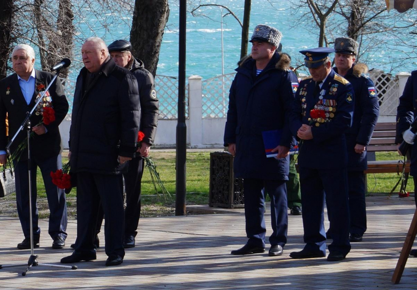 Необъявленная война все еще идет. В Новороссийске почтили память воинов-интернационалистов