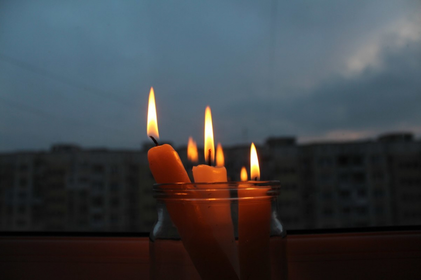 Плохая погода лишила часть Новороссийска электричества