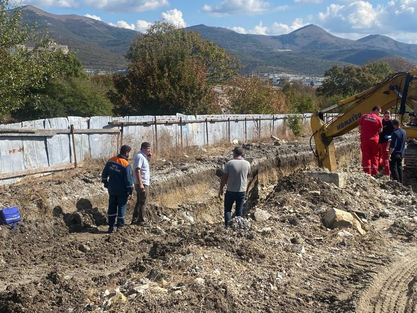 Под землёй в пригороде Новороссийска остались рабочие – случился обвал