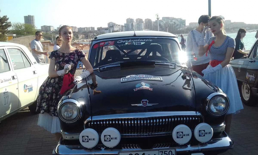 Корреспондент «Блокнота» отправился в Геленджик, чтобы показать новороссийцам лучшие ретро-автомобили