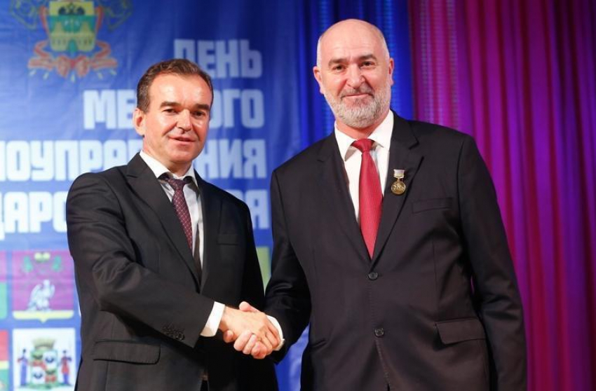 Главу Новороссийска губернатор наградил медалью