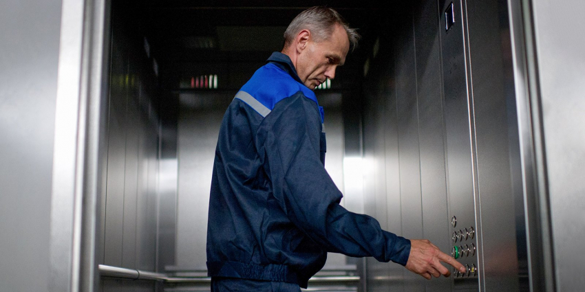Около 250 миллионов потратили на ремонт лифтов в МКД Новороссийска 