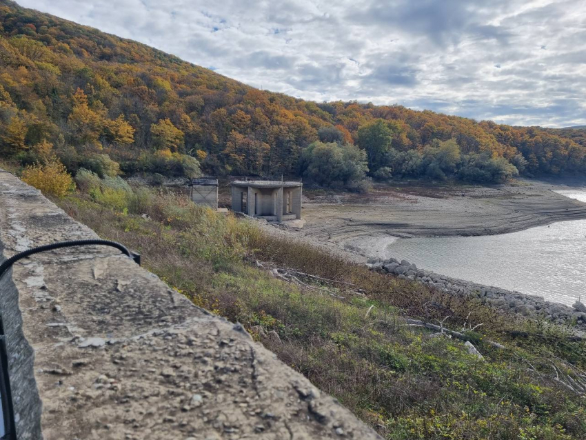 В Новороссийске проведут реконструкцию водохранилища и заменят 26 километров водопровода 