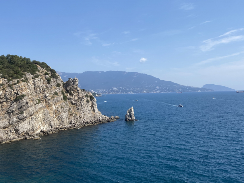 Анапа против Крыма: отели «все включено» скидывают 30-50% для гостей Краснодарского края